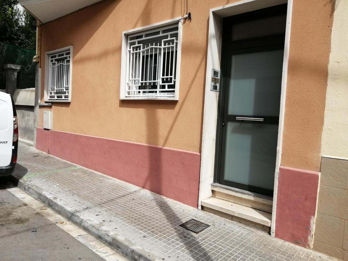 Ahllenrock Como Un Hotel, Pero Solo Para Ti Cornellà de Llobregat Eksteriør bilde